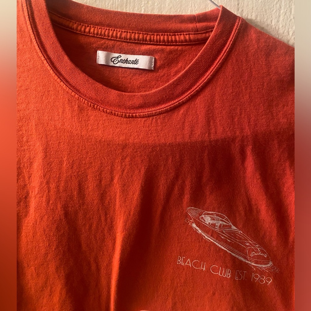 Enchanté by Daniel Ricciardo Red Shirt